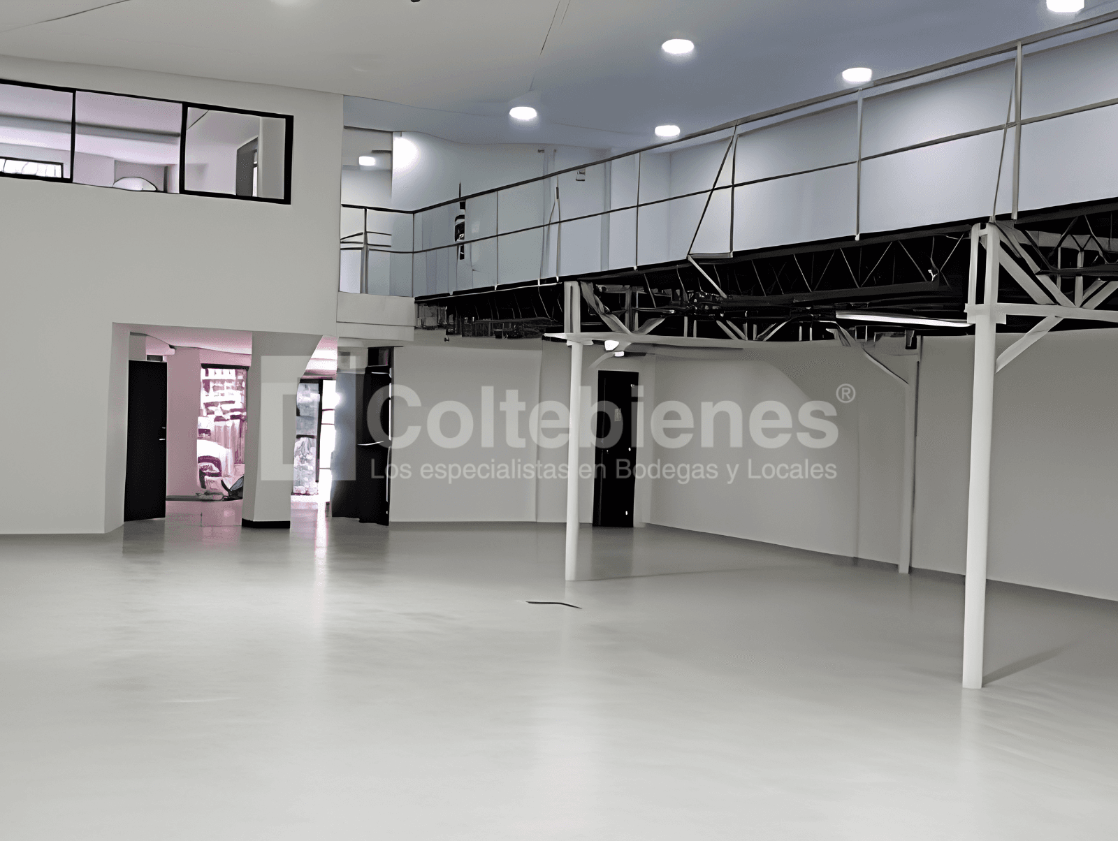 Bodega en arriendo en La Aguacatala-Medellín foto 4
