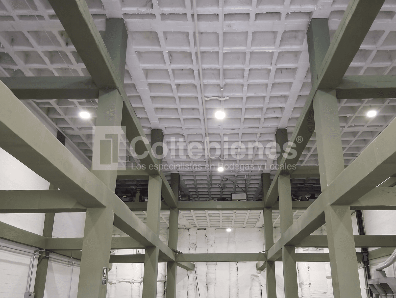 Bodega en arriendo sobre la variante a Caldas-La Estrella foto 3