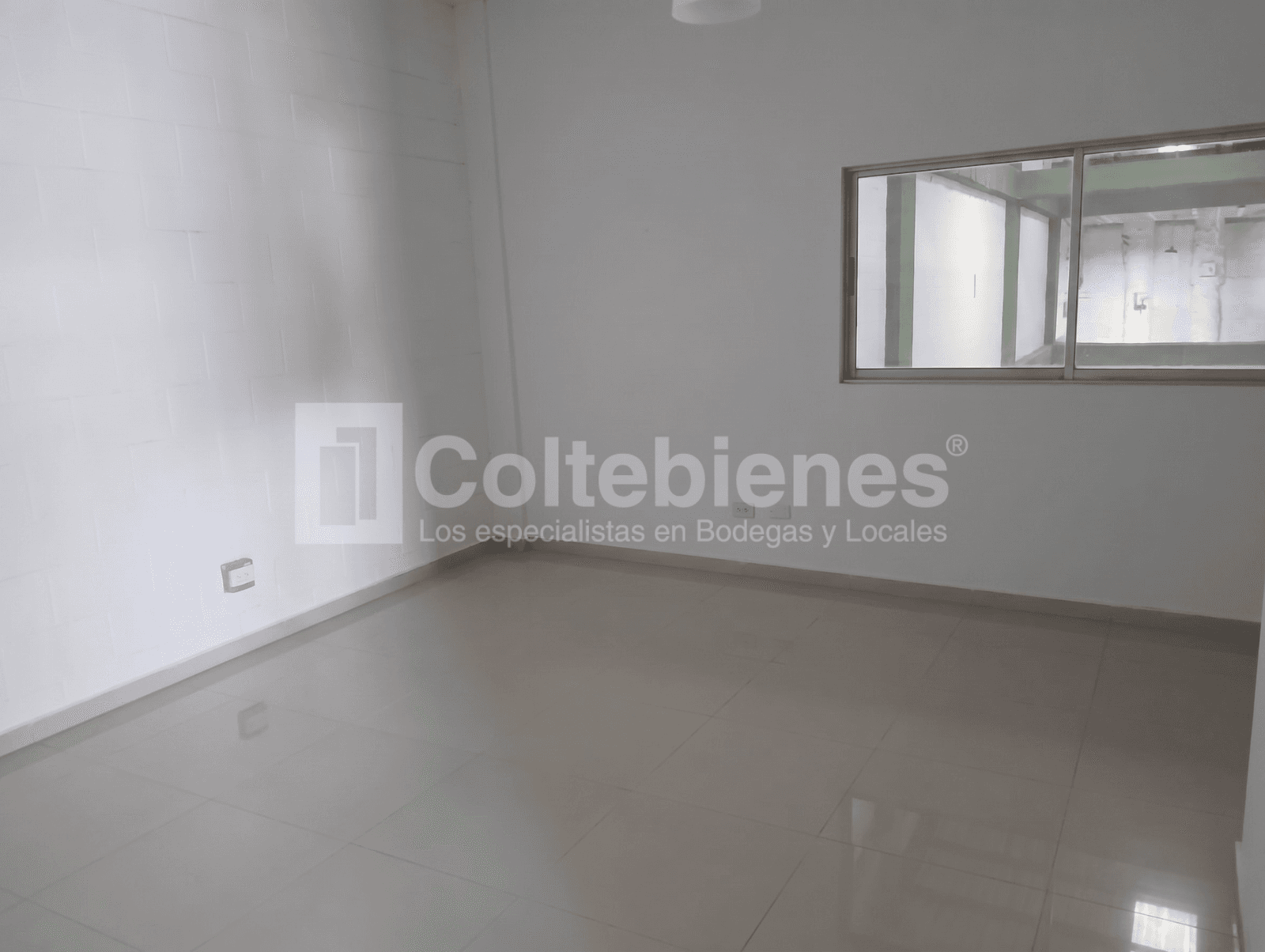 Bodega en arriendo sobre la variante a Caldas-La Estrella foto 5