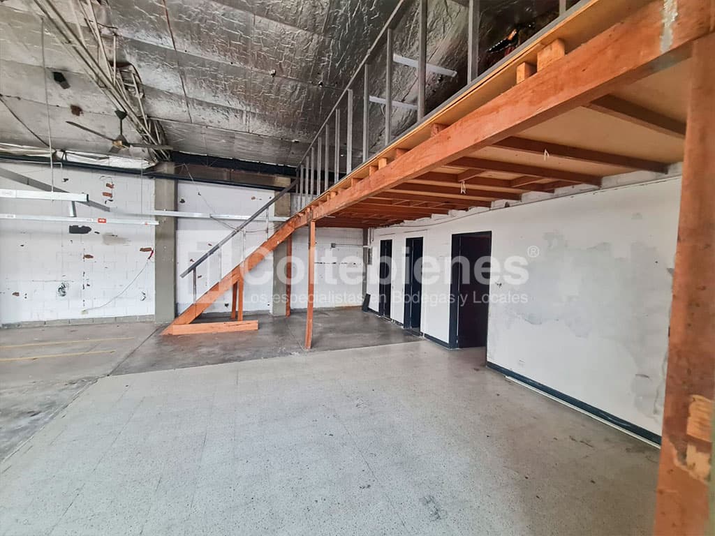 Arriendo de bodega en tercer piso en Barrio Colombia foto 5