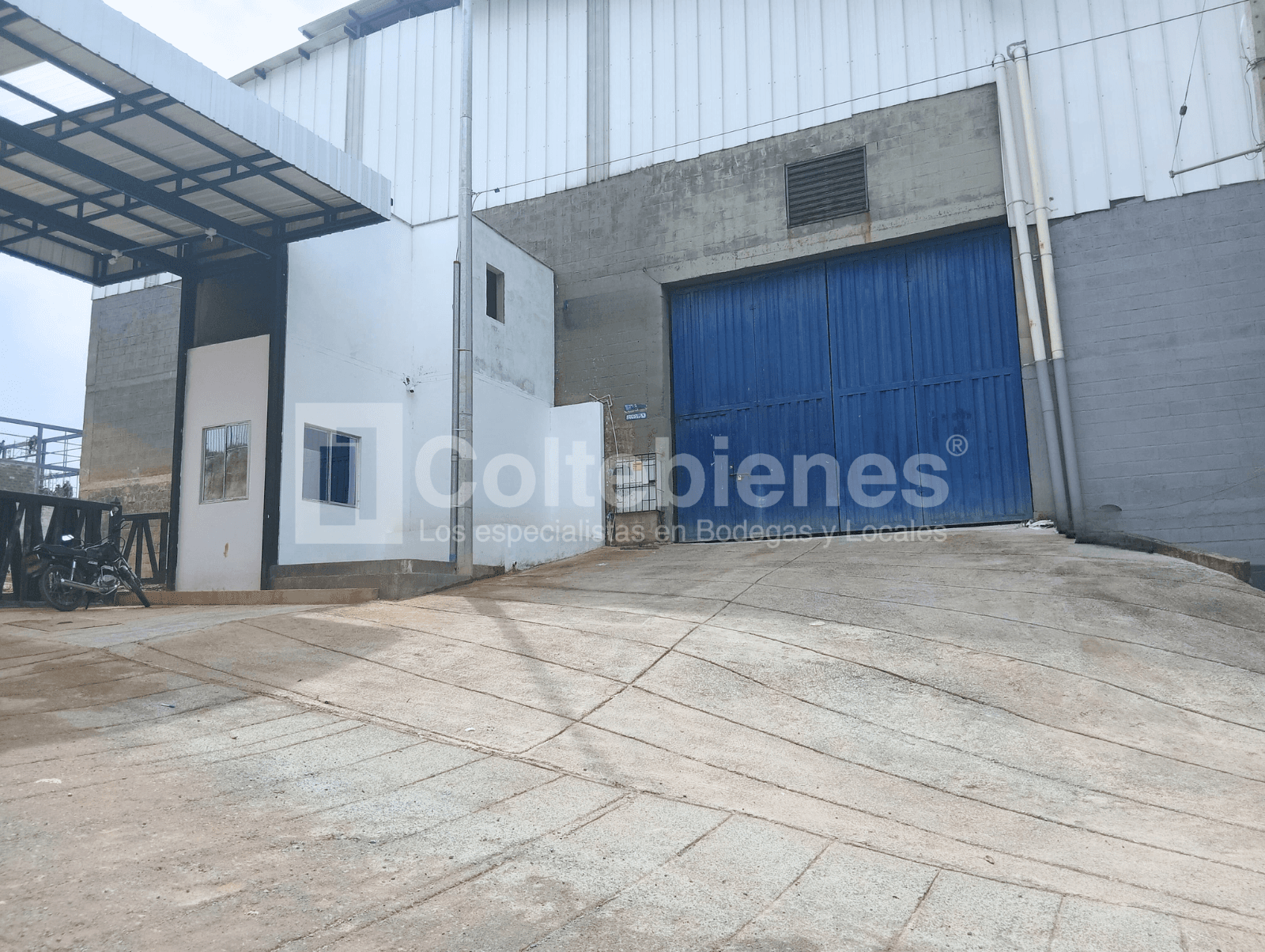 Bodega en arriendo en La Salada-Caldas foto 2