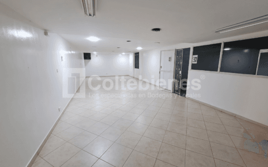 Bodega en arriendo en Barrio Cristóbal-Medellín