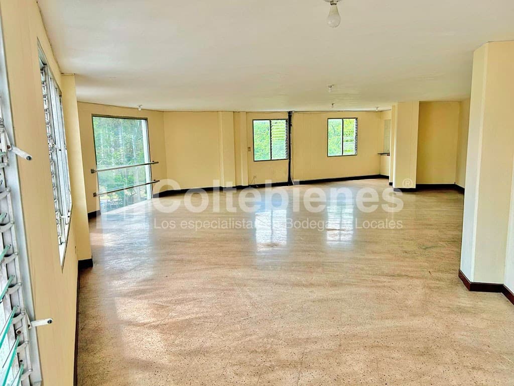 Edificio en arriendo/venta – Centro, Medellín foto 4
