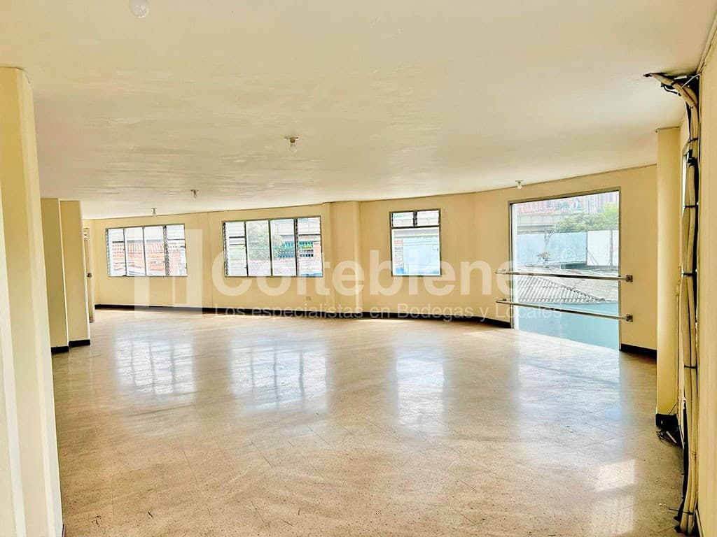 Edificio en arriendo/venta – Centro, Medellín foto 5