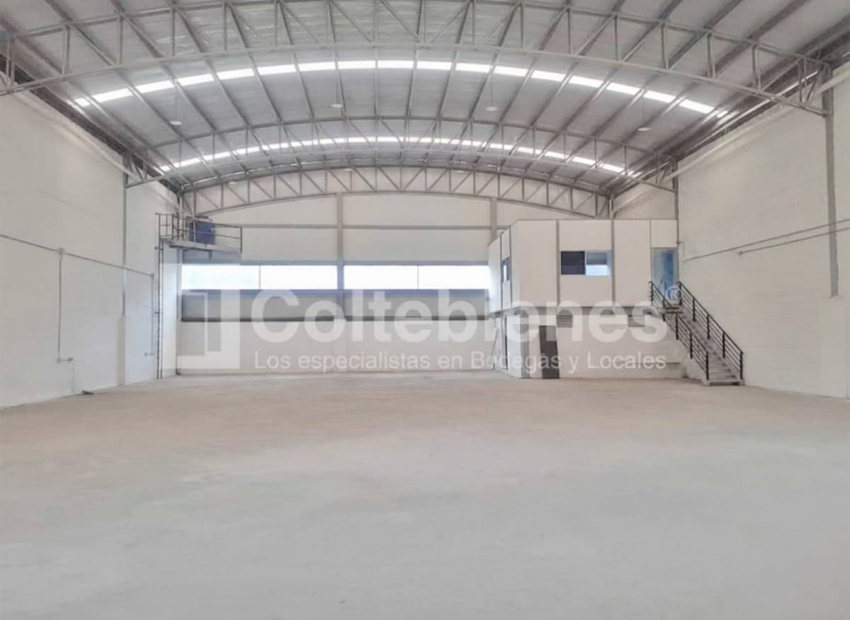 Bodega en arriendo – La Estrella