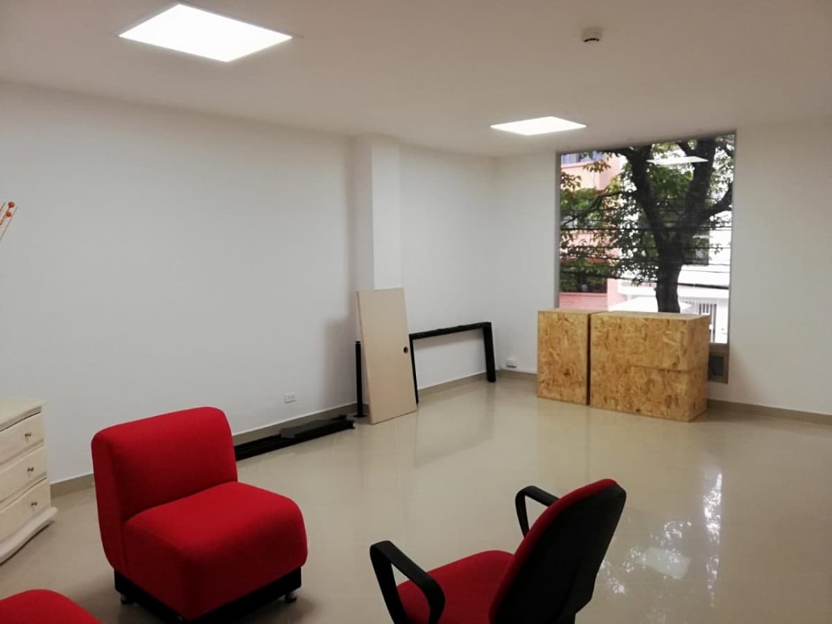 Oficina en arriendo – Estadio, Medellín foto 3