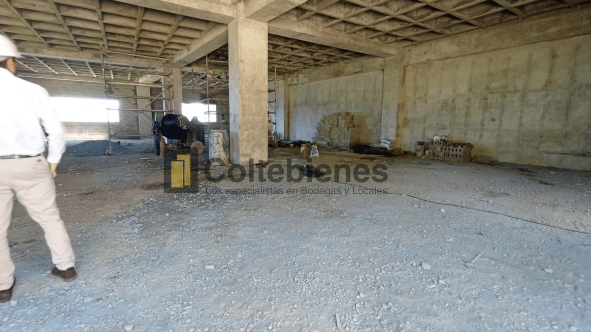 Bodega en venta – Copacabana foto 5