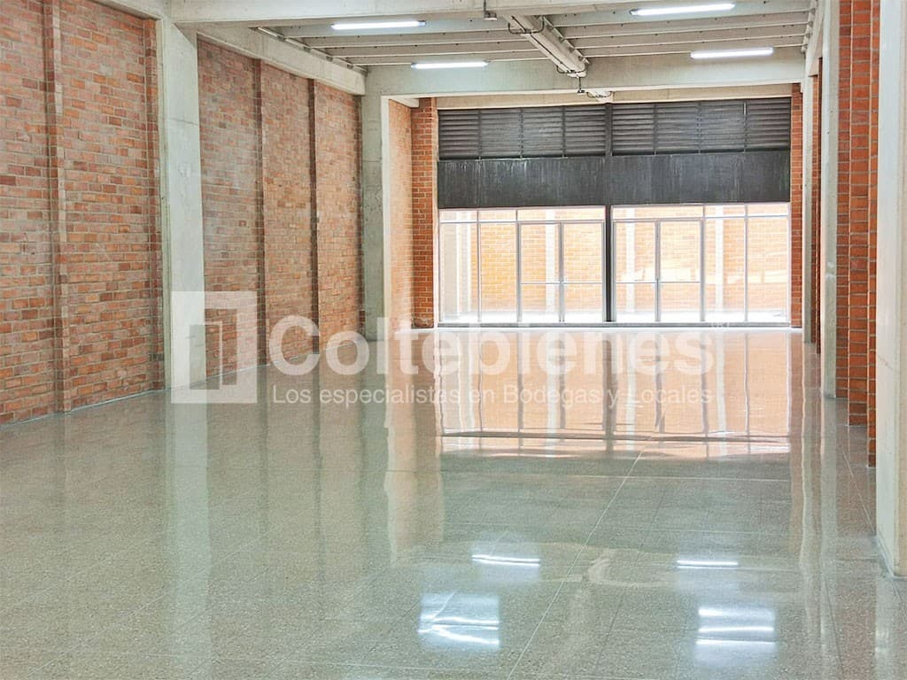 Local en arriendo – Guayabal, Medellín foto 2