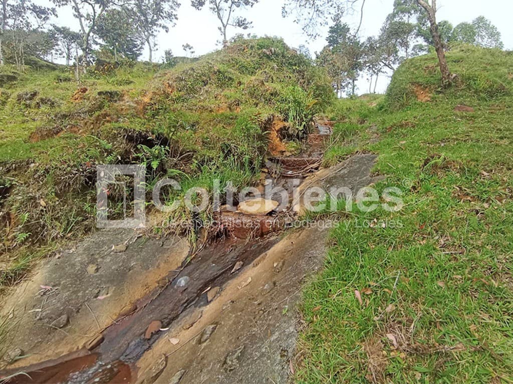 Lote en venta – Copacabana foto 3