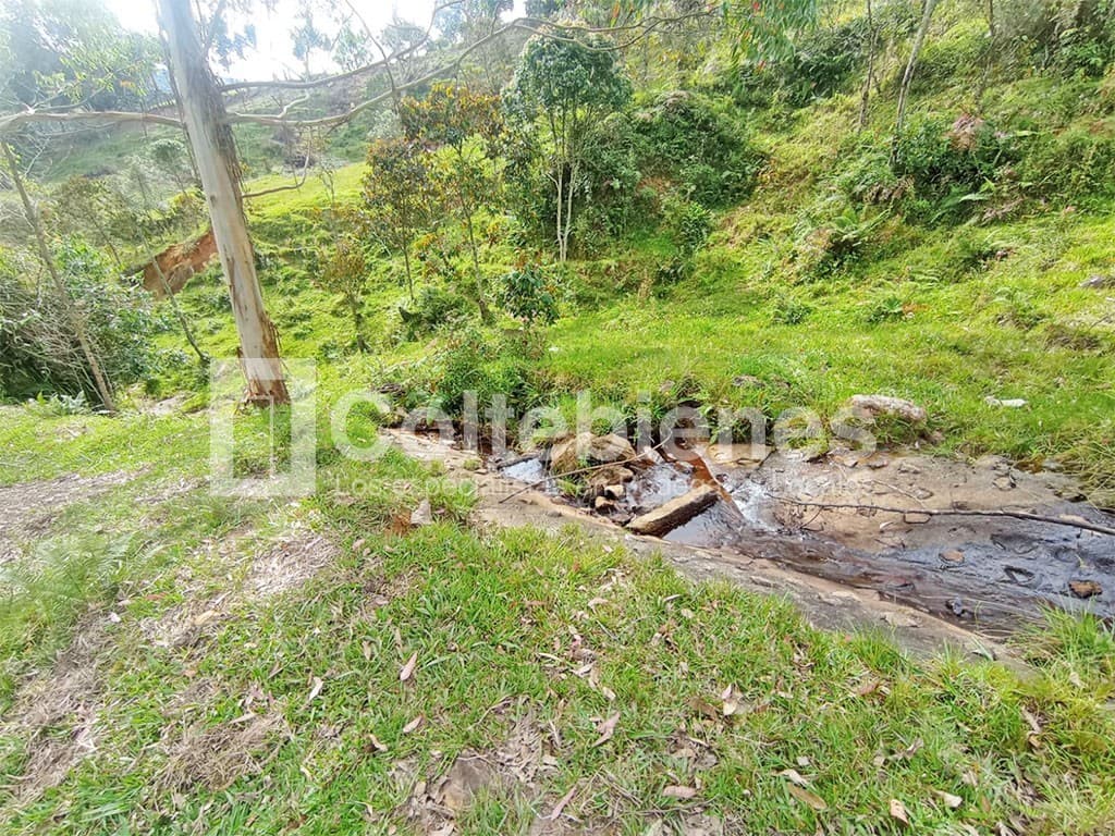 Lote en venta – Copacabana foto 4