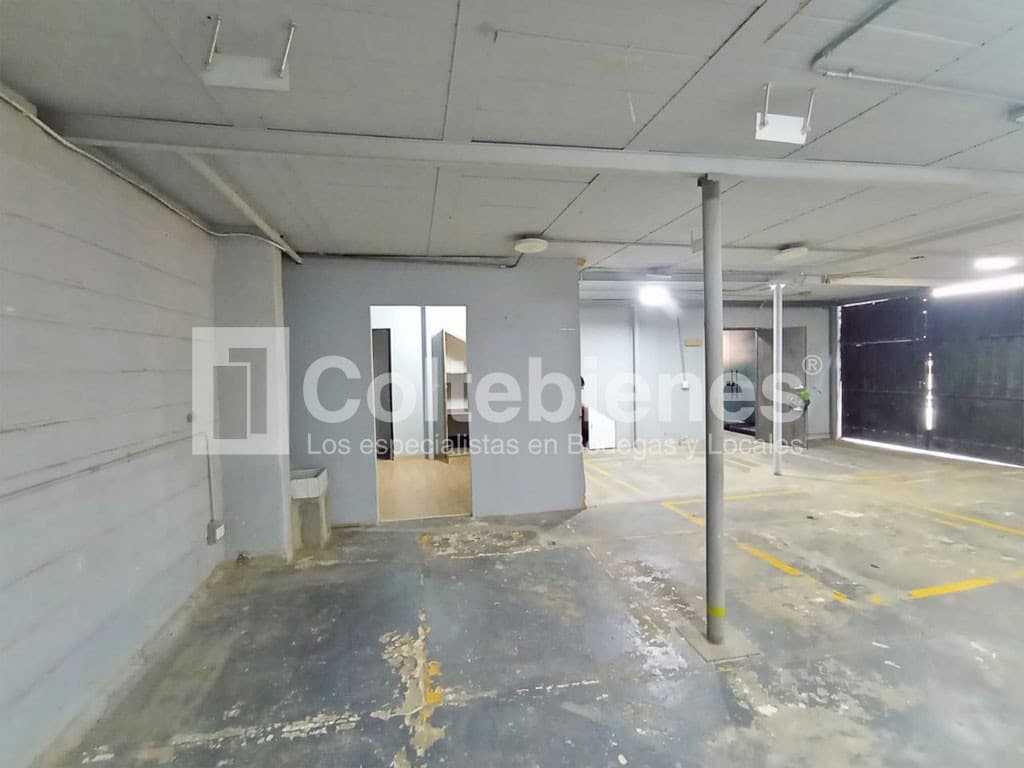 Bodega en arriendo – Belén, Medellín foto 2