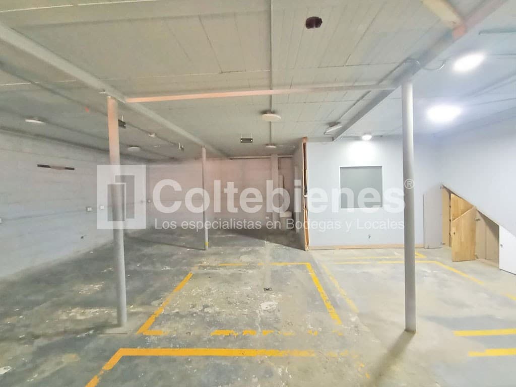 Bodega en arriendo – Belén, Medellín foto 3