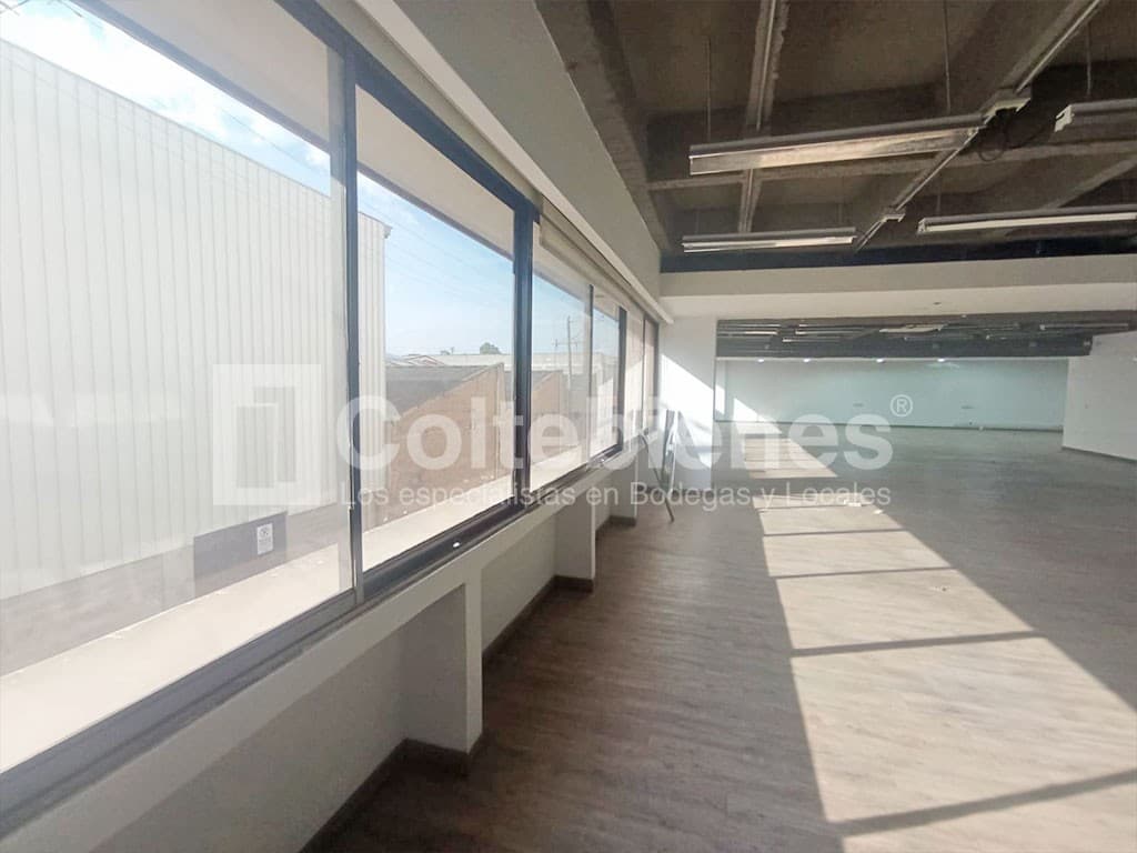 Local en arriendo – La Esmeralda, Itagüí foto 5
