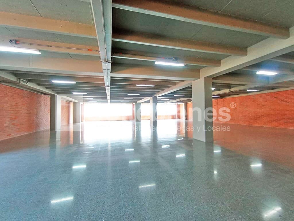 Local en arriendo – Guayabal, Medellín foto 3