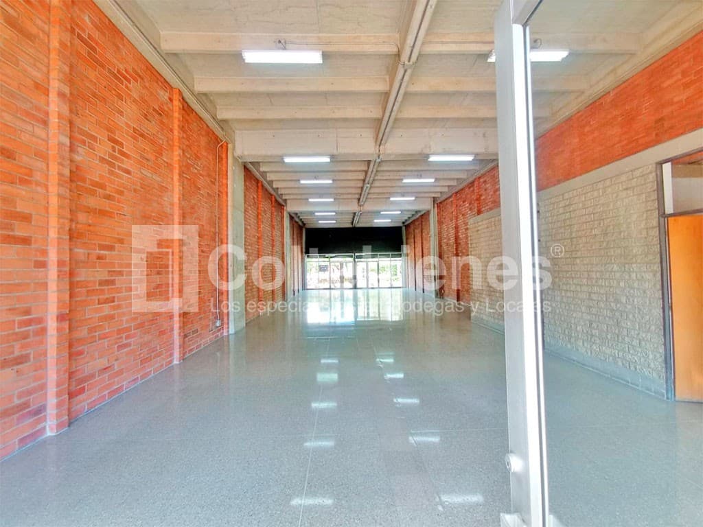 Local en arriendo – Guayabal, Medellín