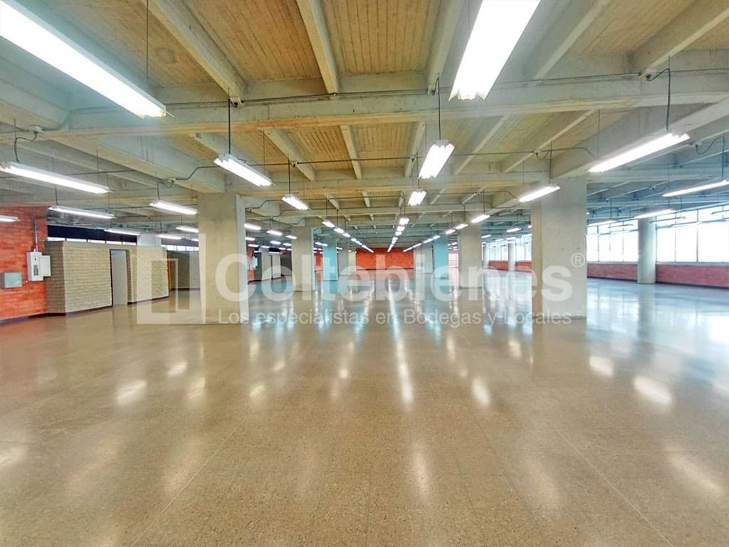 Local en arriendo – Guayabal, Medellín