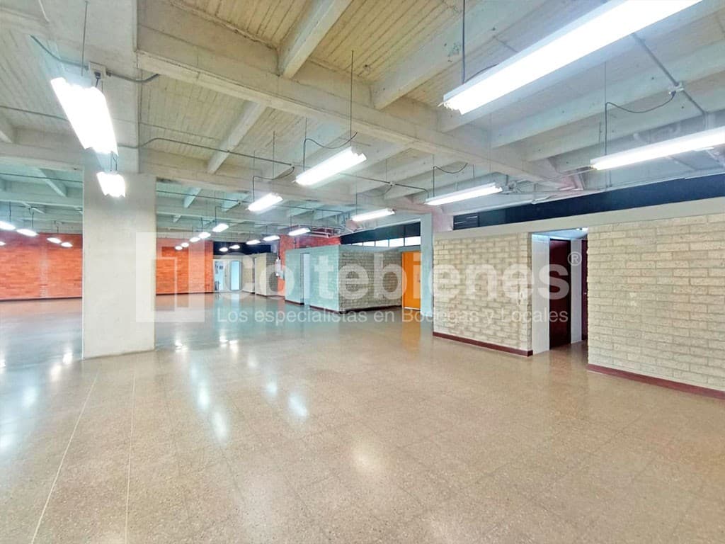 Local en arriendo – Guayabal, Medellín foto 5