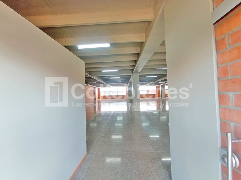 Local en arriendo – Guayabal, Medellín