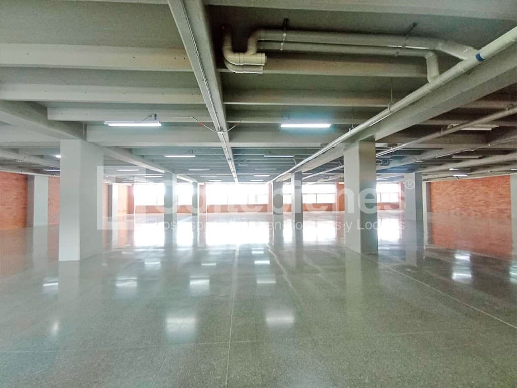 Local en arriendo – Guayabal, Medellín foto 4