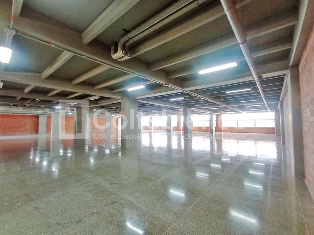 Local en arriendo – Guayabal, Medellín foto 5