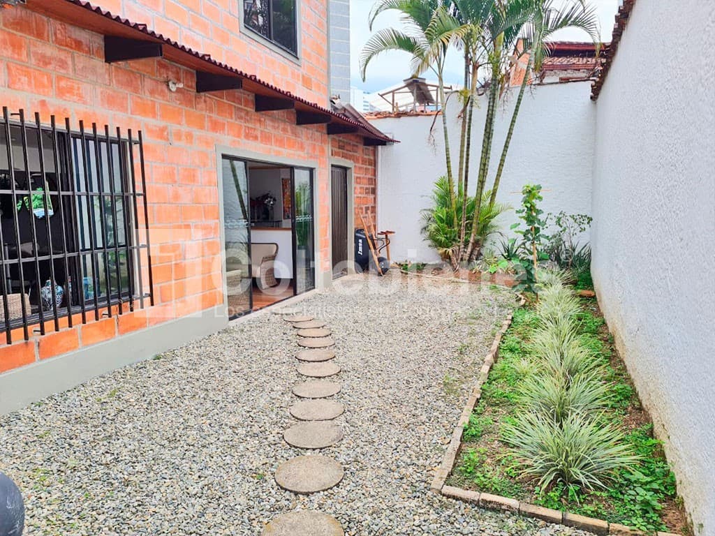 Casa en arriendo – Patio Bonito, Medellín foto 4
