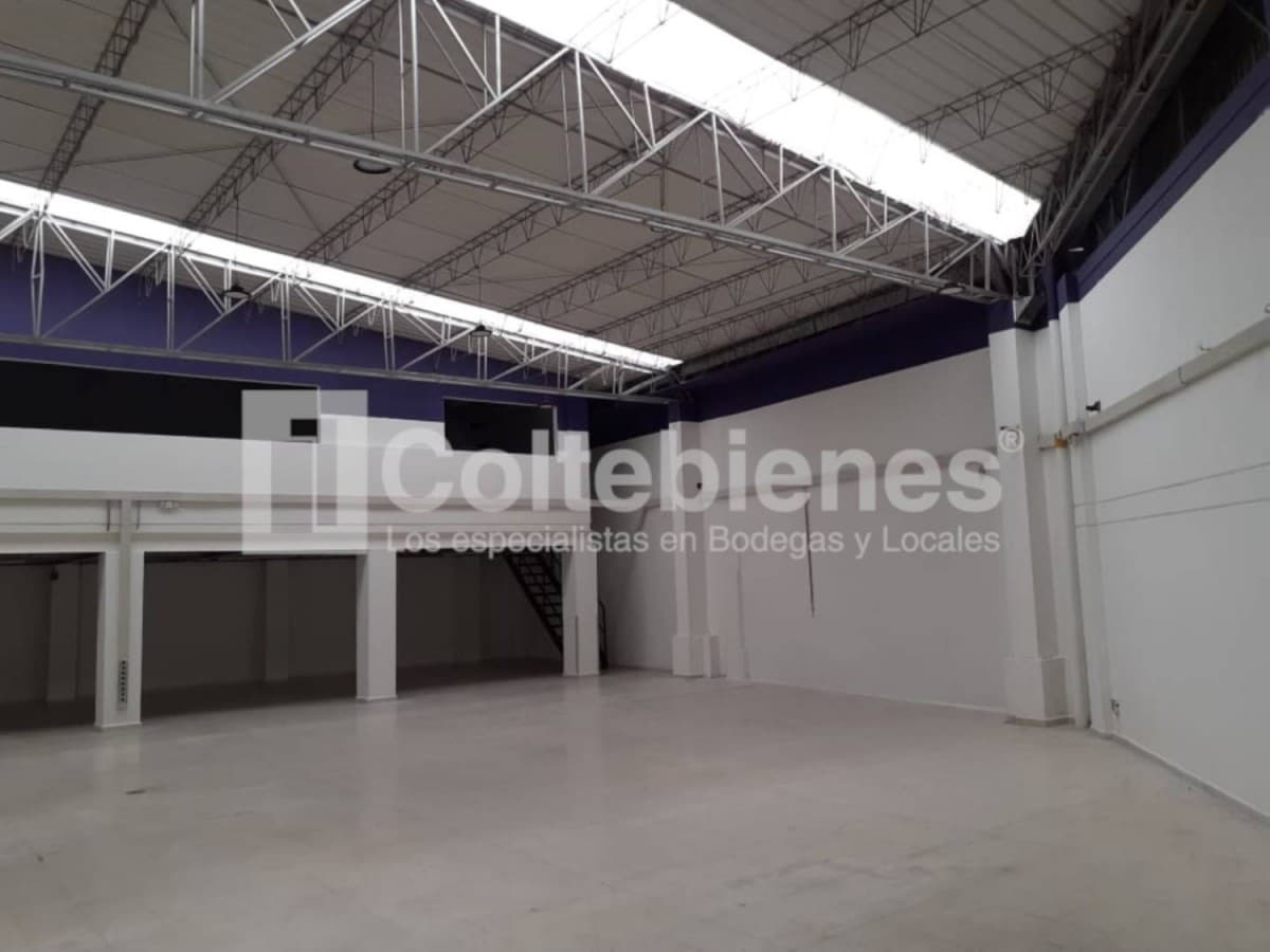 Bodega en arriendo – Asturias, Itagüí foto 2
