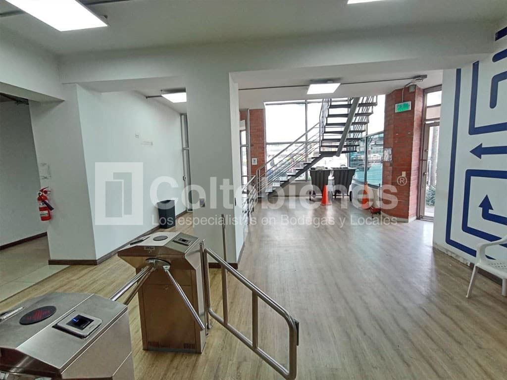 Oficina en arriendo/venta – San Jose, Itagüí foto 2