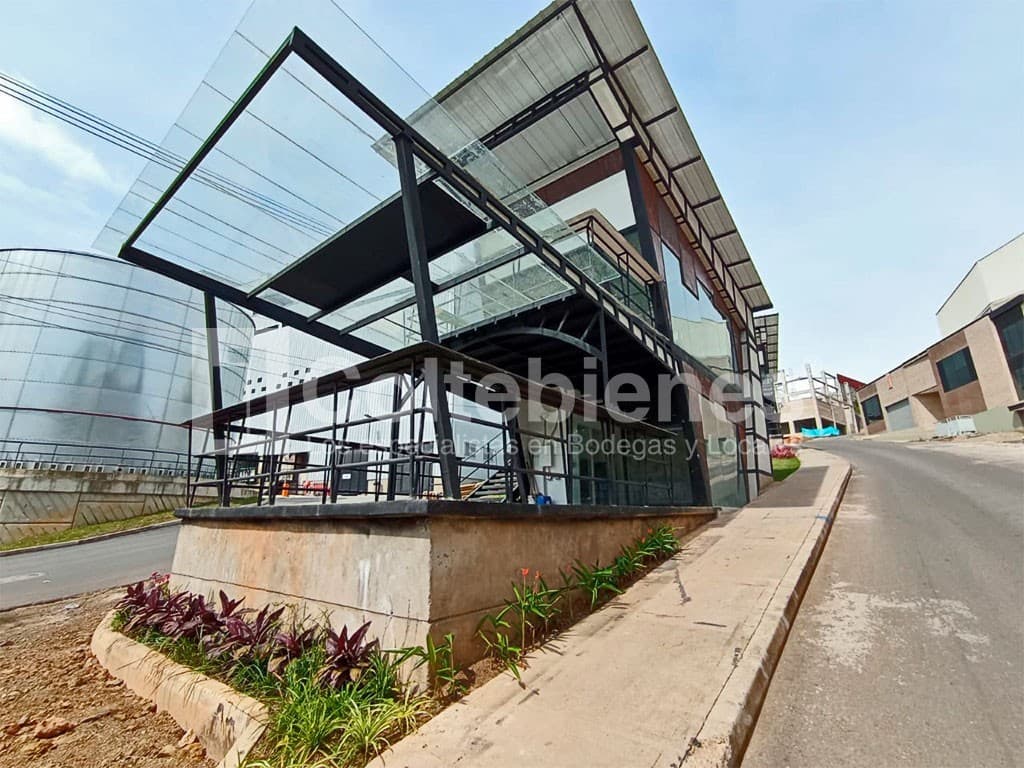 Local en arriendo/venta – Caldas