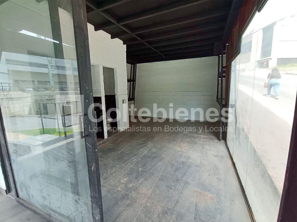 Local en arriendo/venta – Caldas foto 2