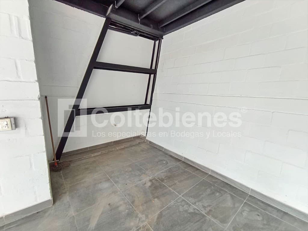 Local en arriendo/venta – Caldas foto 5
