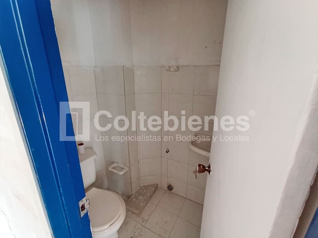 Bodega en arriendo – Trinidad, Medellín foto 3