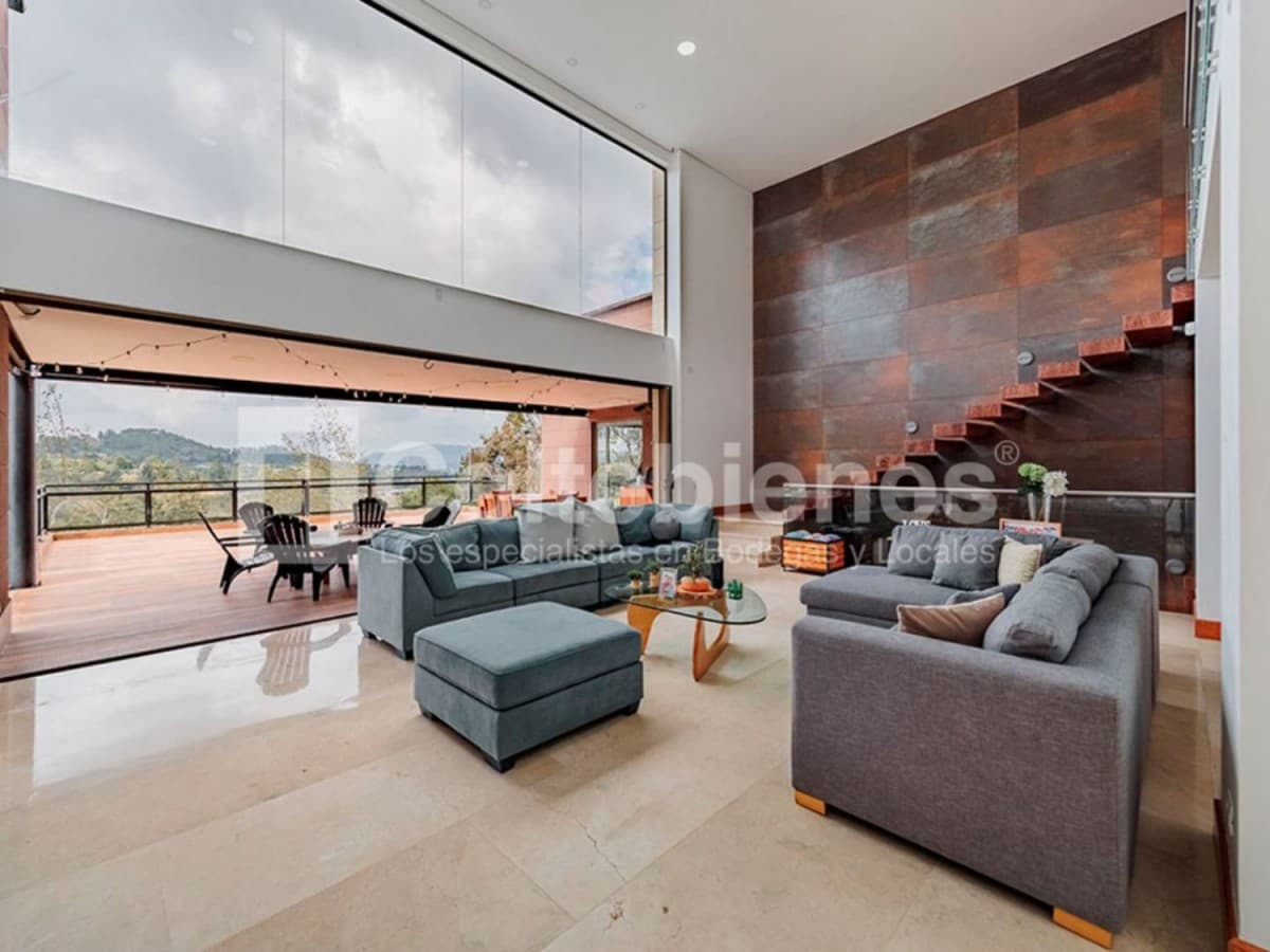 Casa Campestre en arriendo/venta – Loma Del Escobero, Envigado foto 5