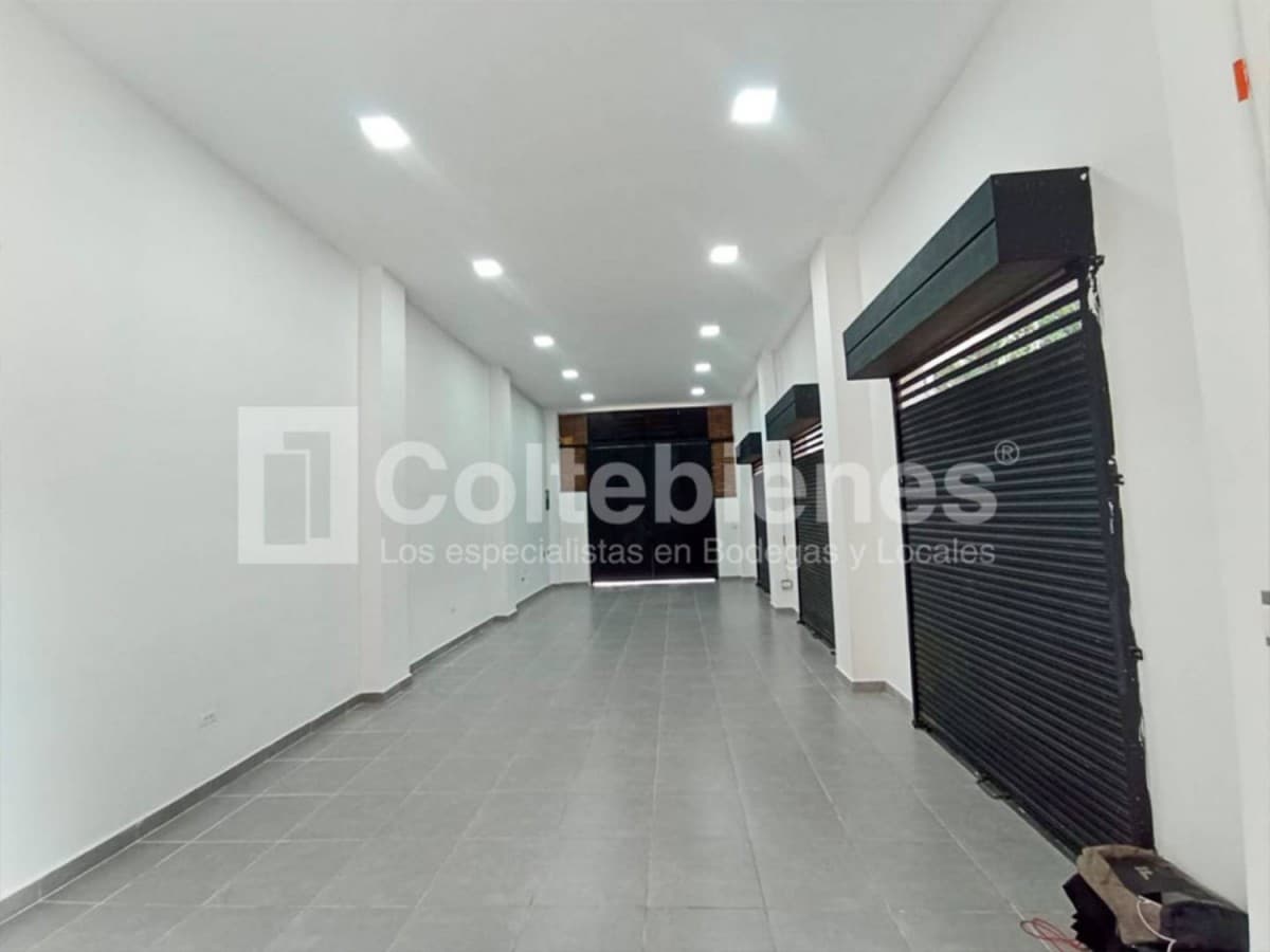 Edificio en arriendo – Cristo Rey, Medellín foto 2
