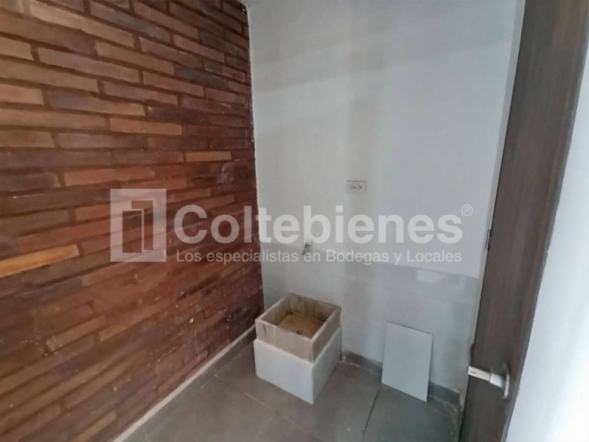 Edificio en arriendo – Cristo Rey, Medellín foto 4