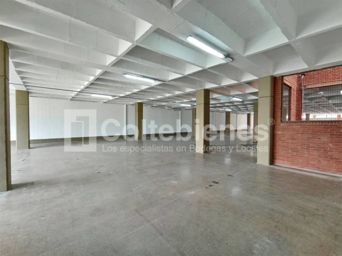 Local en arriendo – Guayabal, Medellín