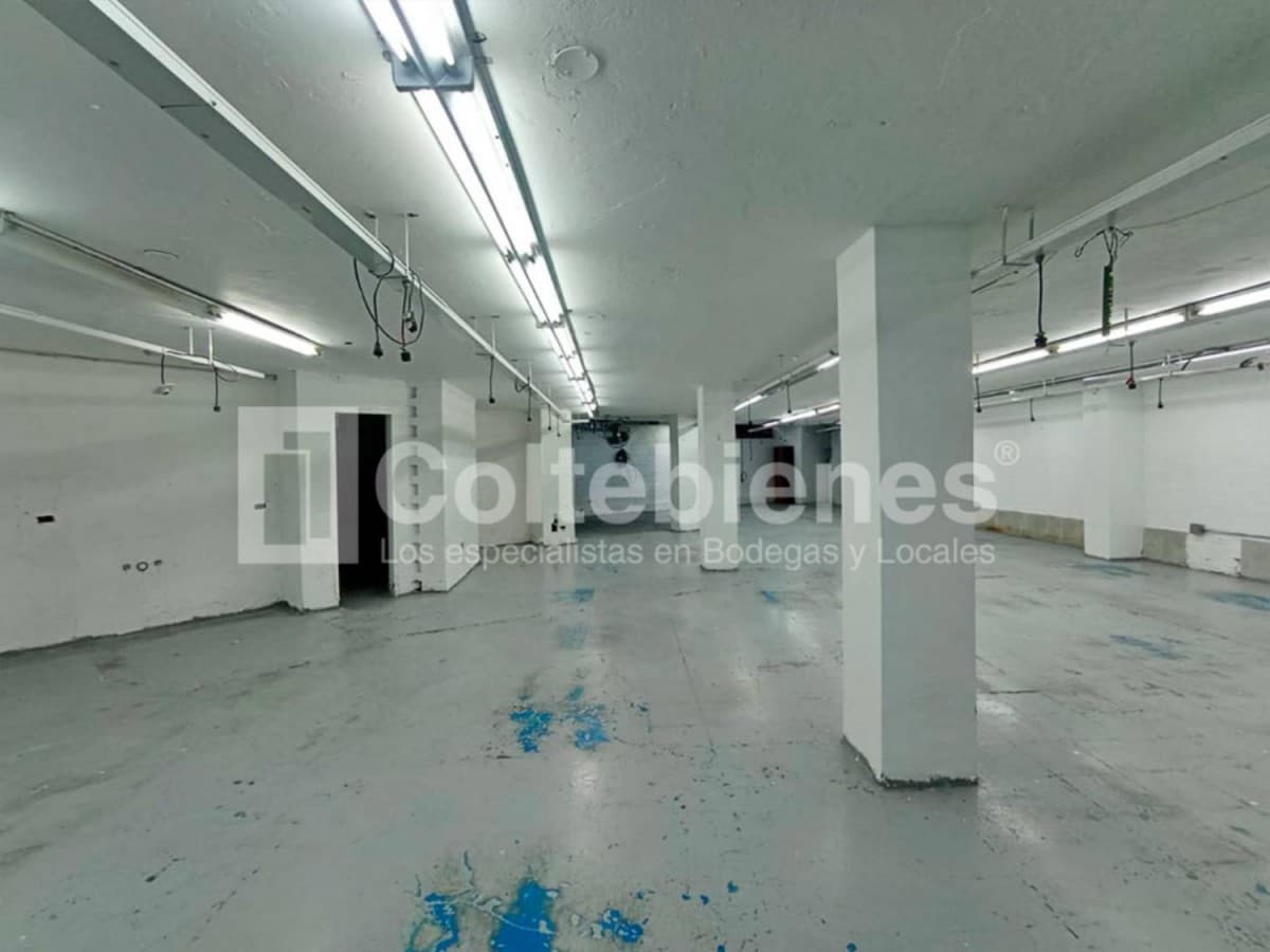 Bodega en arriendo/venta – Barrio Antioquia, Medellín foto 2