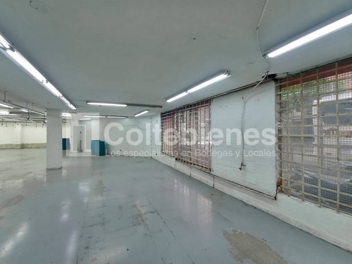 Bodega en arriendo/venta – Barrio Antioquia, Medellín foto 3