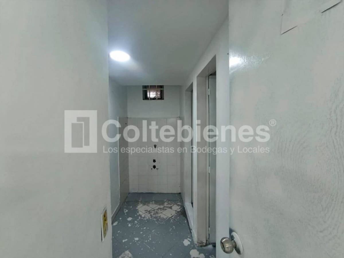 Bodega en arriendo/venta – Barrio Antioquia, Medellín foto 4