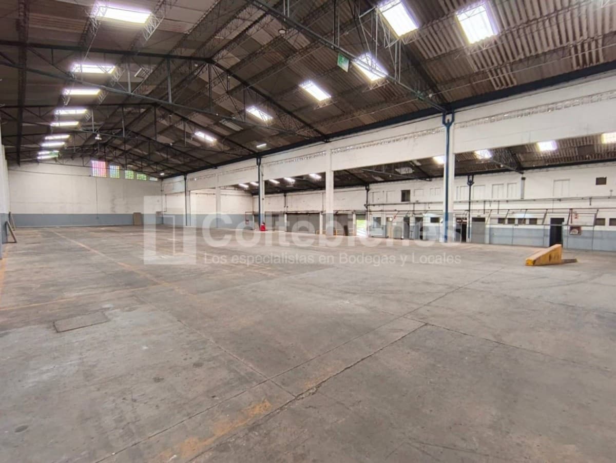Bodega en arriendo – Manuel Restrepo, Sabaneta