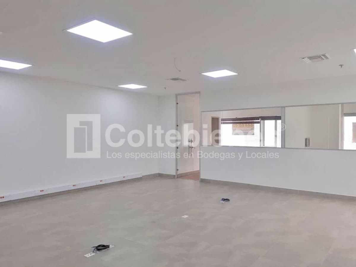 Oficina en arriendo – Manila, Medellín foto 3