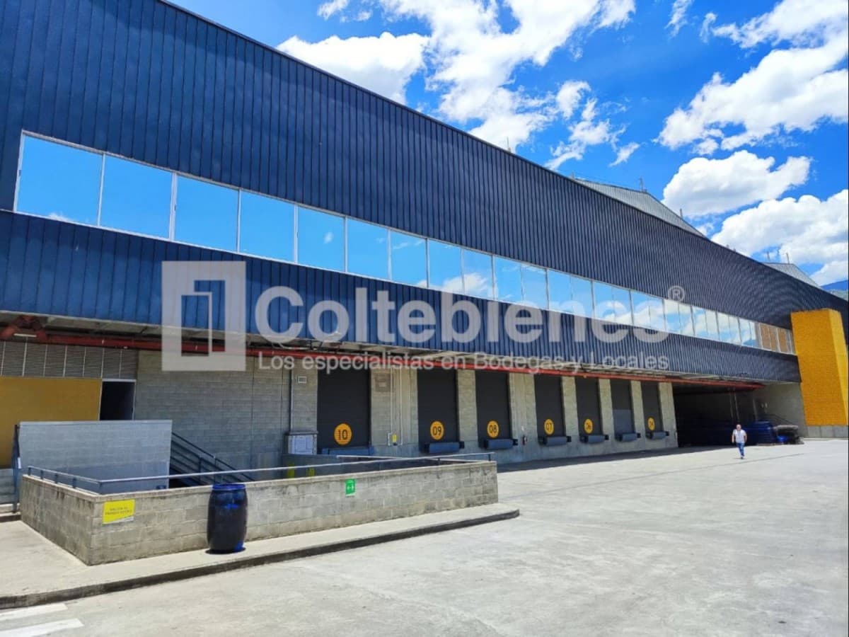Bodega en arriendo – La Tablaza, La Estrella