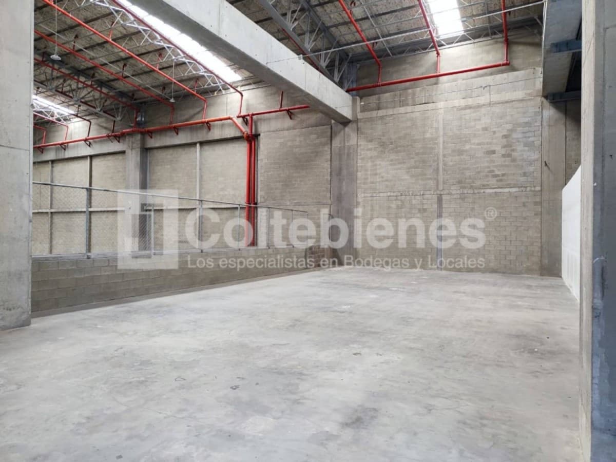 Bodega en arriendo – La Tablaza, La Estrella foto 3