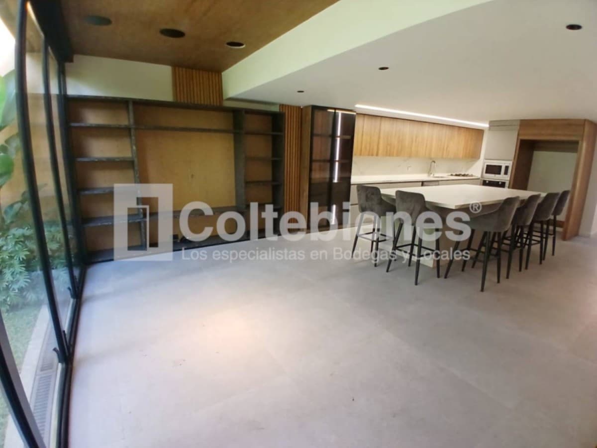 Casa en arriendo – Envigado foto 3