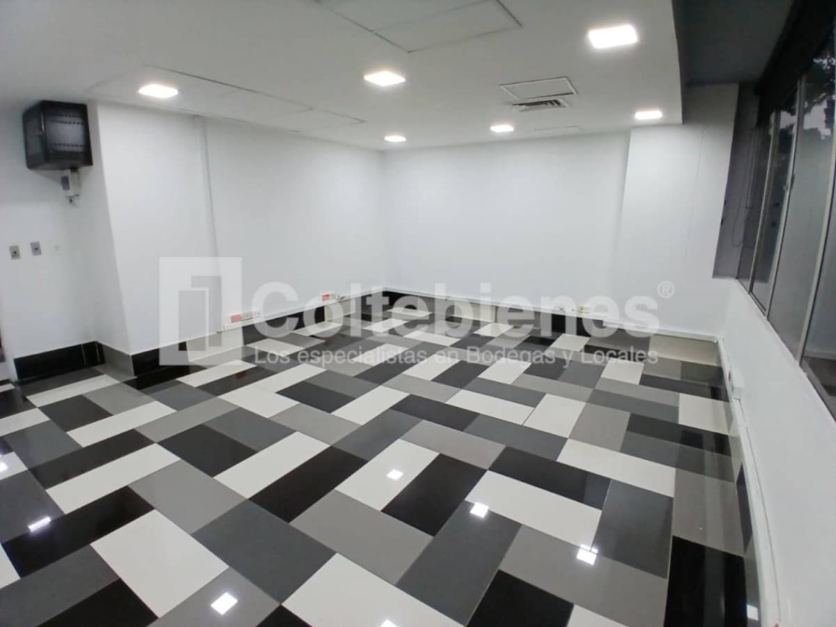 Oficina en arriendo – Santa María De Los Ángeles, Medellín foto 4