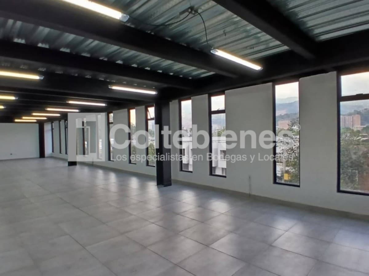 Local en arriendo – Guayabal, Medellín