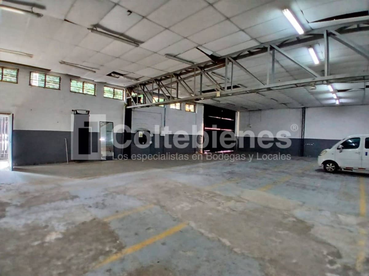 Bodega en venta – Guayabal, Medellín foto 2