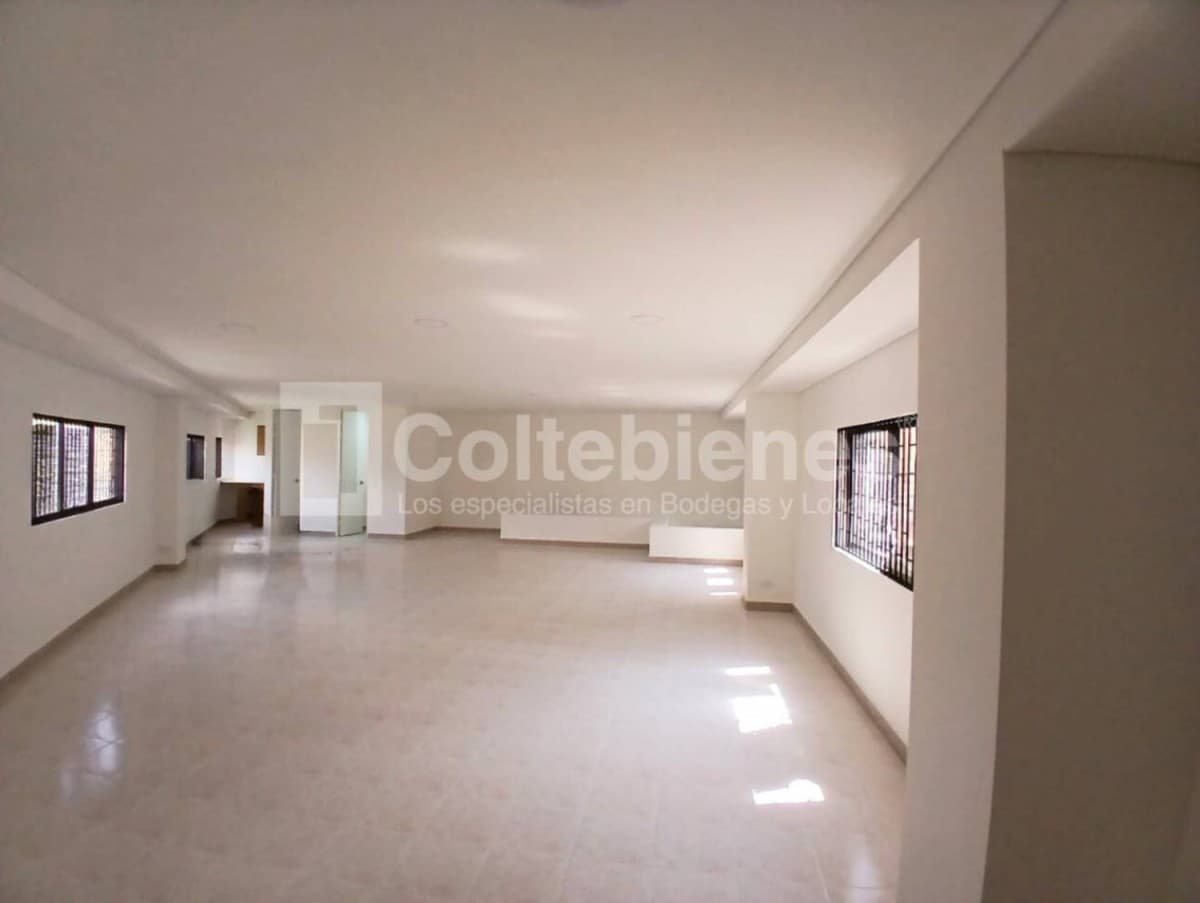 Local en arriendo – Prados De Sabaneta, Sabaneta foto 2