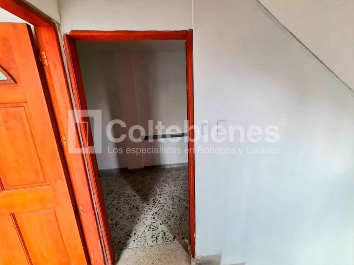 Oficina en arriendo – Suramericana, Medellín foto 3