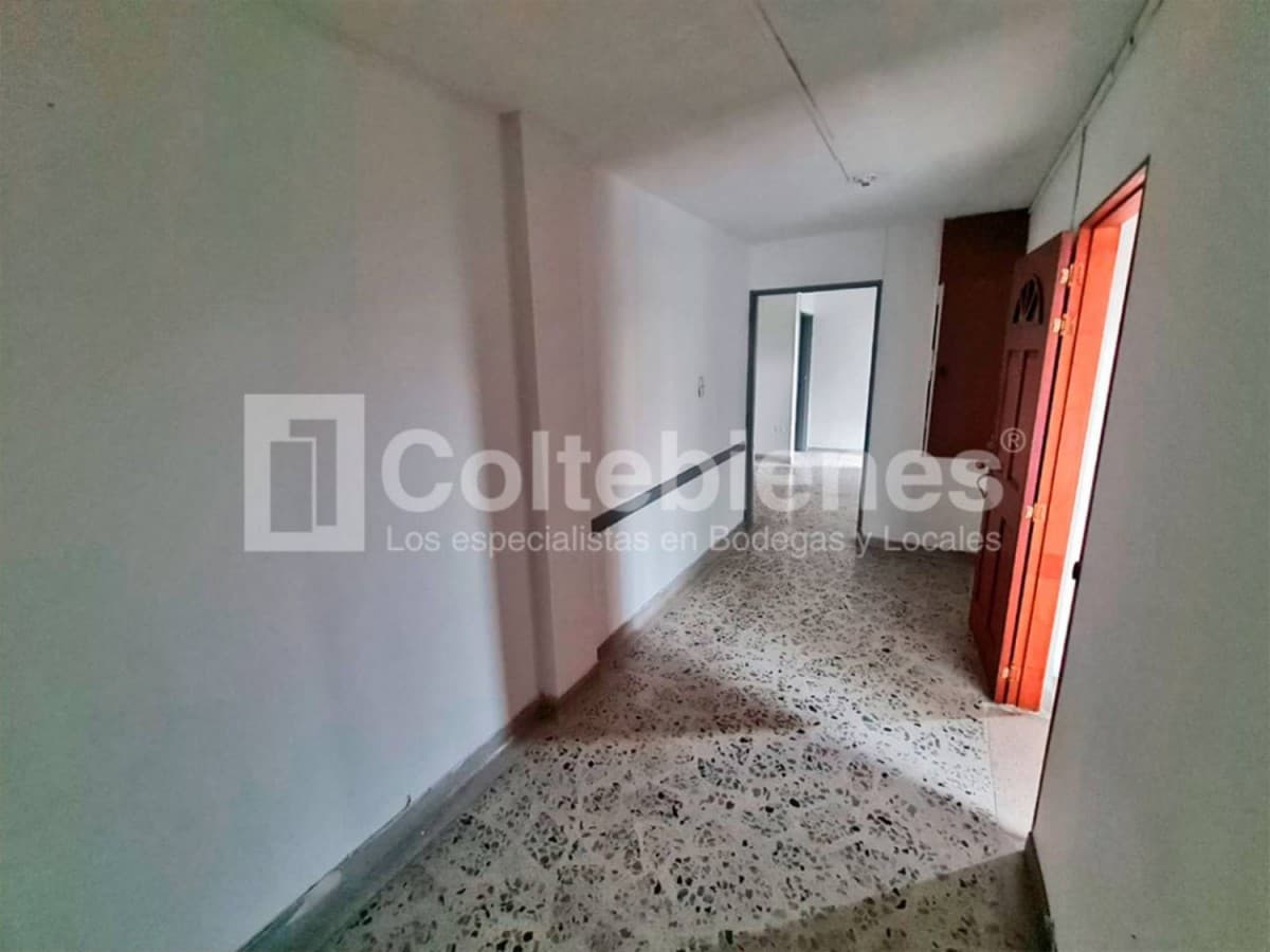 Oficina en arriendo – Suramericana, Medellín foto 4