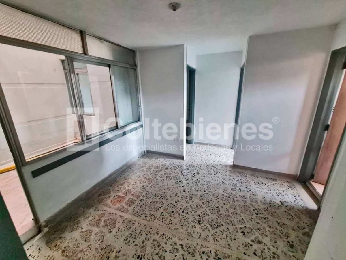 Oficina en arriendo – Suramericana, Medellín foto 5